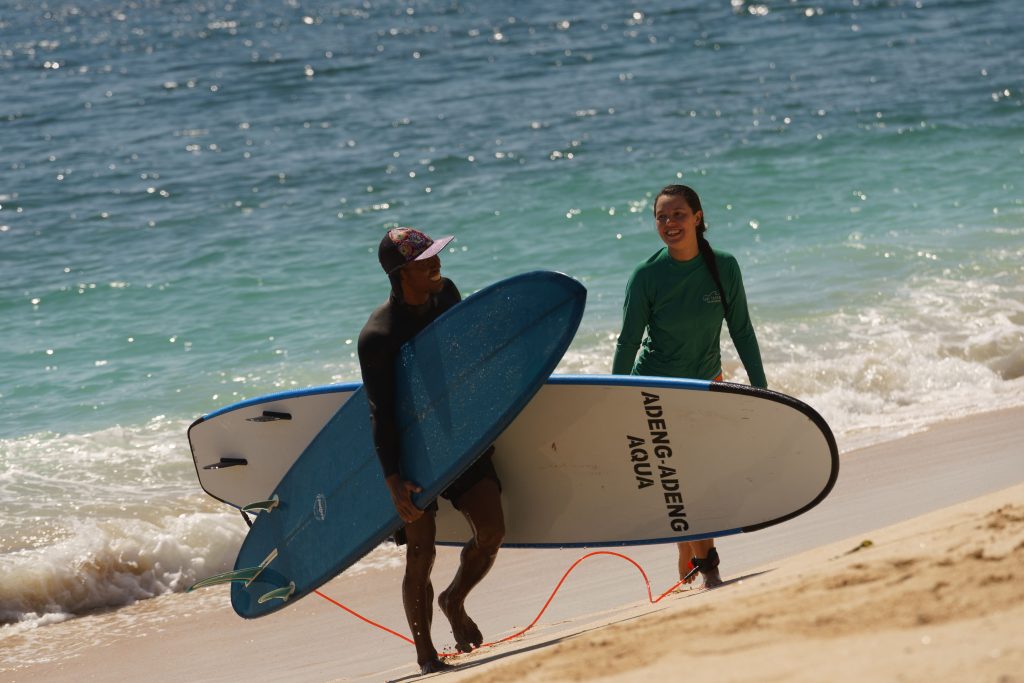 What to Know Before Surfing for the First Time